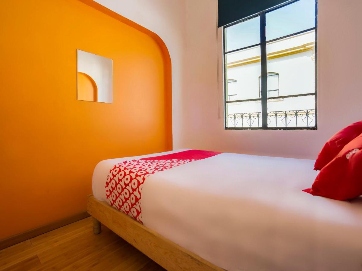 Oyo Hotel Hare Krishna Monterrey Luaran gambar